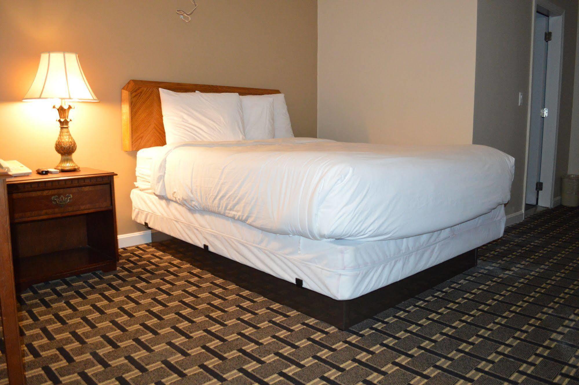 Nashoba Valley Inn & Suites Ayer Ngoại thất bức ảnh
