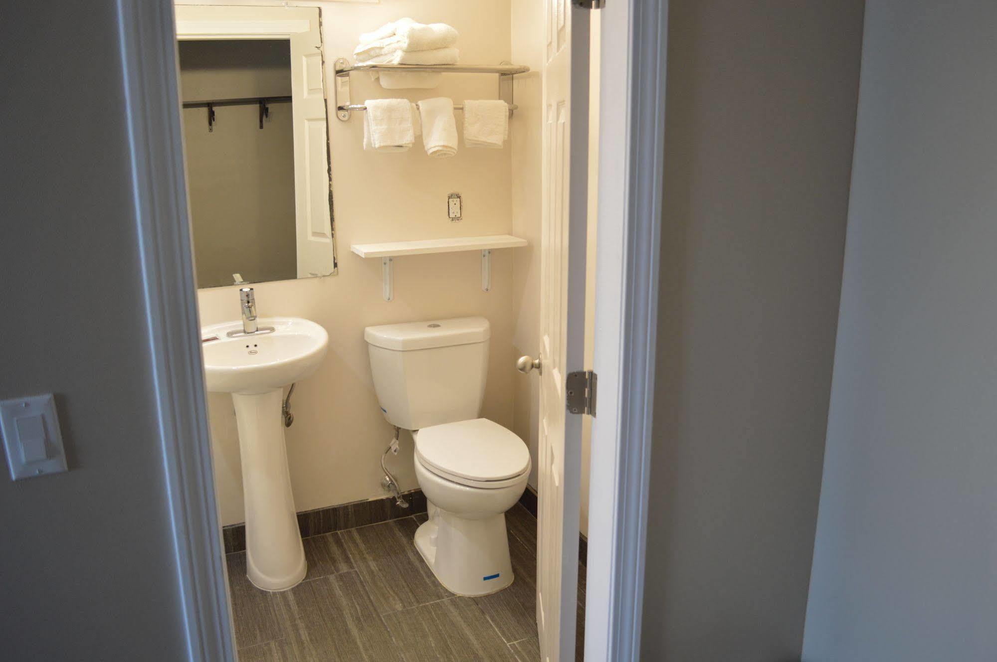 Nashoba Valley Inn & Suites Ayer Ngoại thất bức ảnh