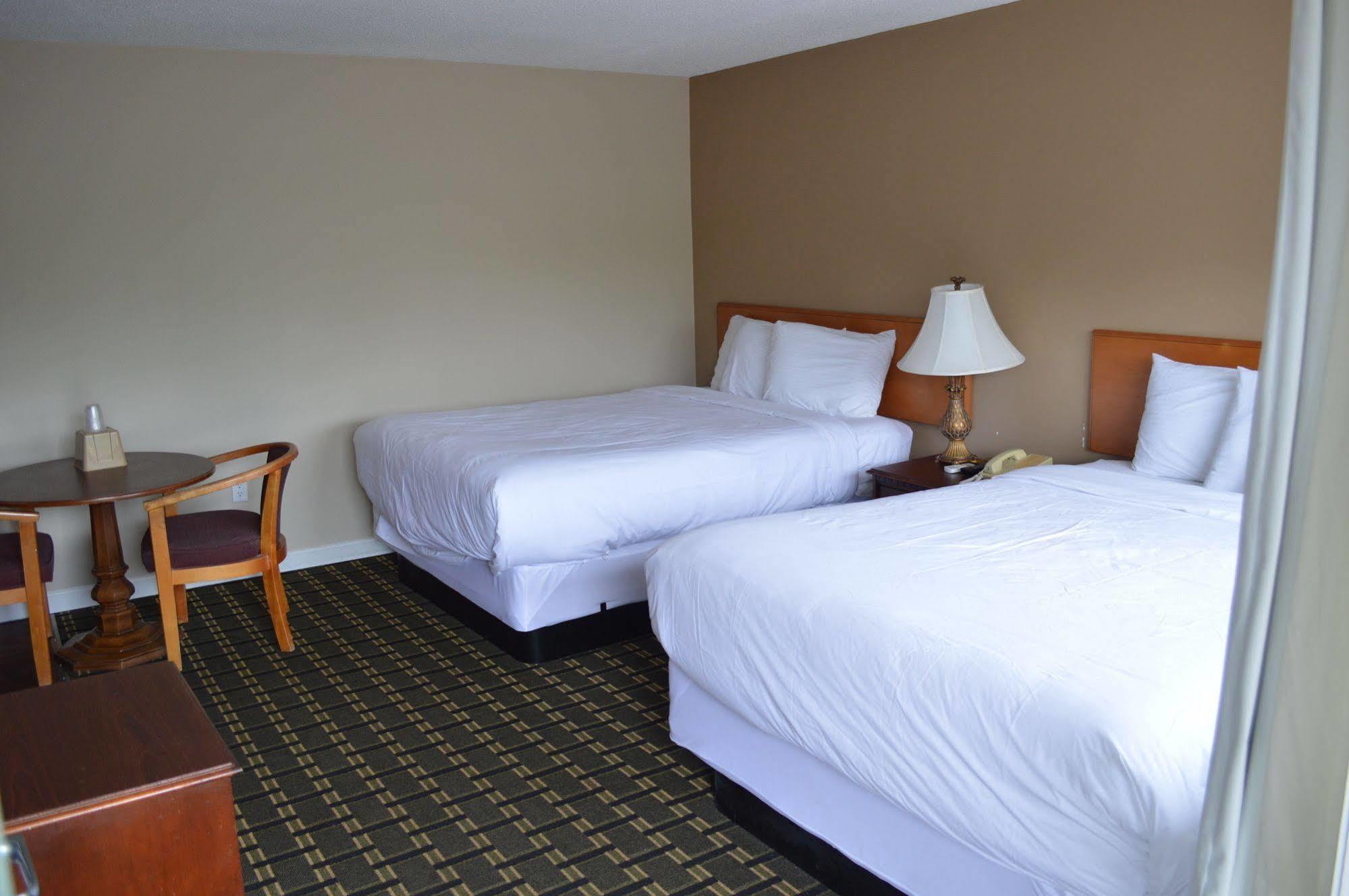 Nashoba Valley Inn & Suites Ayer Ngoại thất bức ảnh